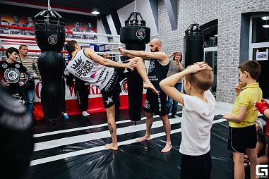 Академия фитнеса и единоборств R-1 - фото, расписание, стоимость, отзывы - 1