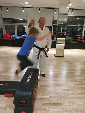 "Клуб каратэ №1" (Косино-Ухтомский, ул.Митрофанова) - фото, расписание, стоимость, отзывы - 1