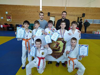 С.К. Защитник (б-р Новаторов) - фото, расписание, стоимость, отзывы - 2