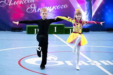 Клуб акробатического рок-н-ролла AURUM (Дубковское шоссе) - фото, расписание, стоимость, отзывы - 2