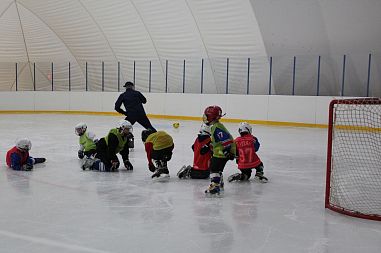 ДЕТСКО-ЮНОШЕСКИЙ ХОККЕЙНЫЙ КЛУБ "МАКСИМУМ" - фото, расписание, стоимость, отзывы - 2