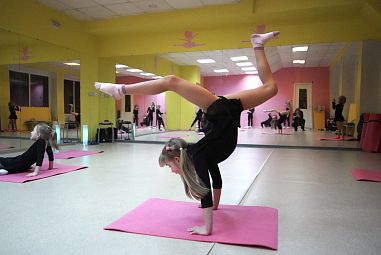 Школа художественной гимнастики GymBalance на проспект Славы - фото, расписание, стоимость, отзывы - 2