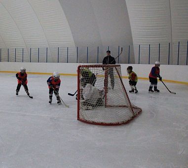 ДЕТСКО-ЮНОШЕСКИЙ ХОККЕЙНЫЙ КЛУБ "МАКСИМУМ" - фото, расписание, стоимость, отзывы - 3