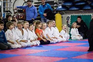 Клуб "Сэнсин" (Энгельса 107) - фото, расписание, стоимость, отзывы - 4